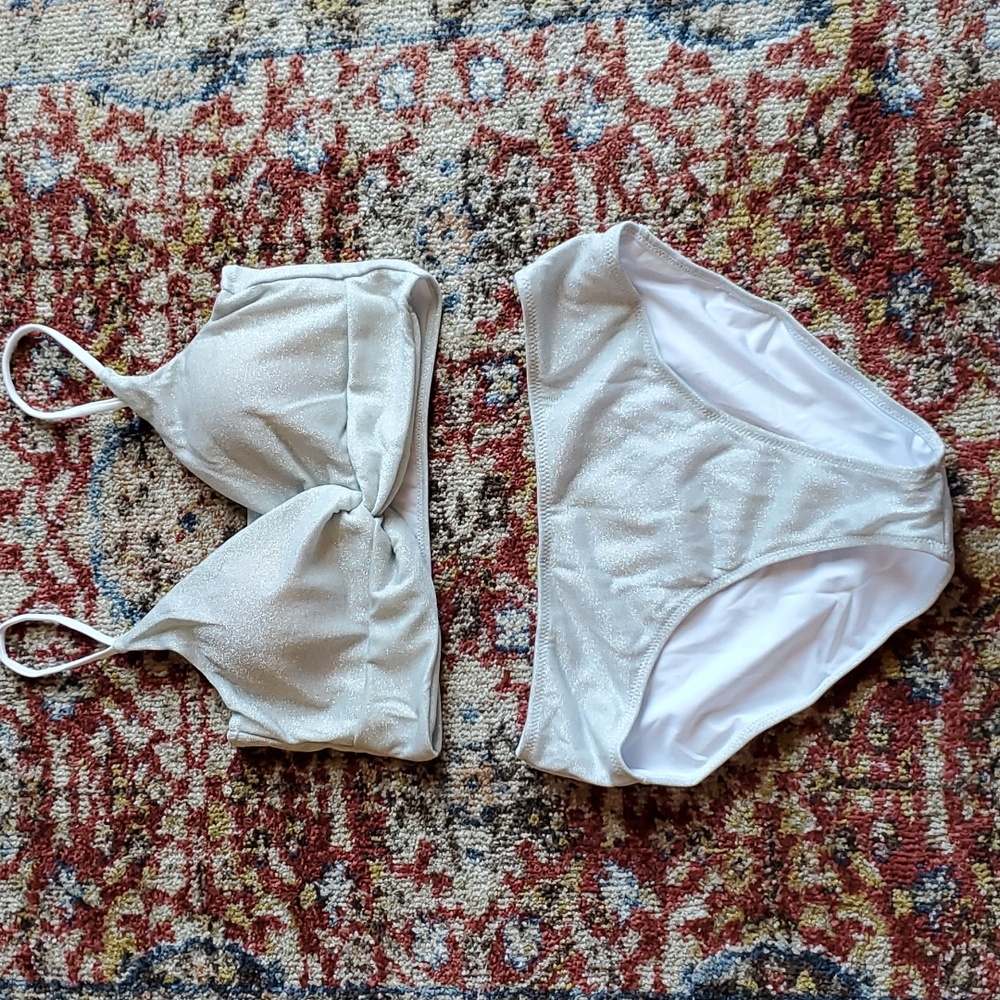 Sexy silver metallic sparkle 2 pc bikini swimsuit removable pads Size Small